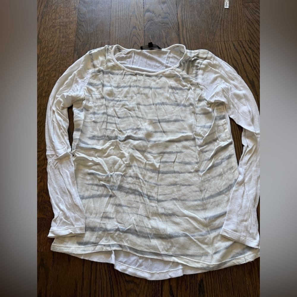 Generation Love White with Blue Accents Long Sleeve Top XS